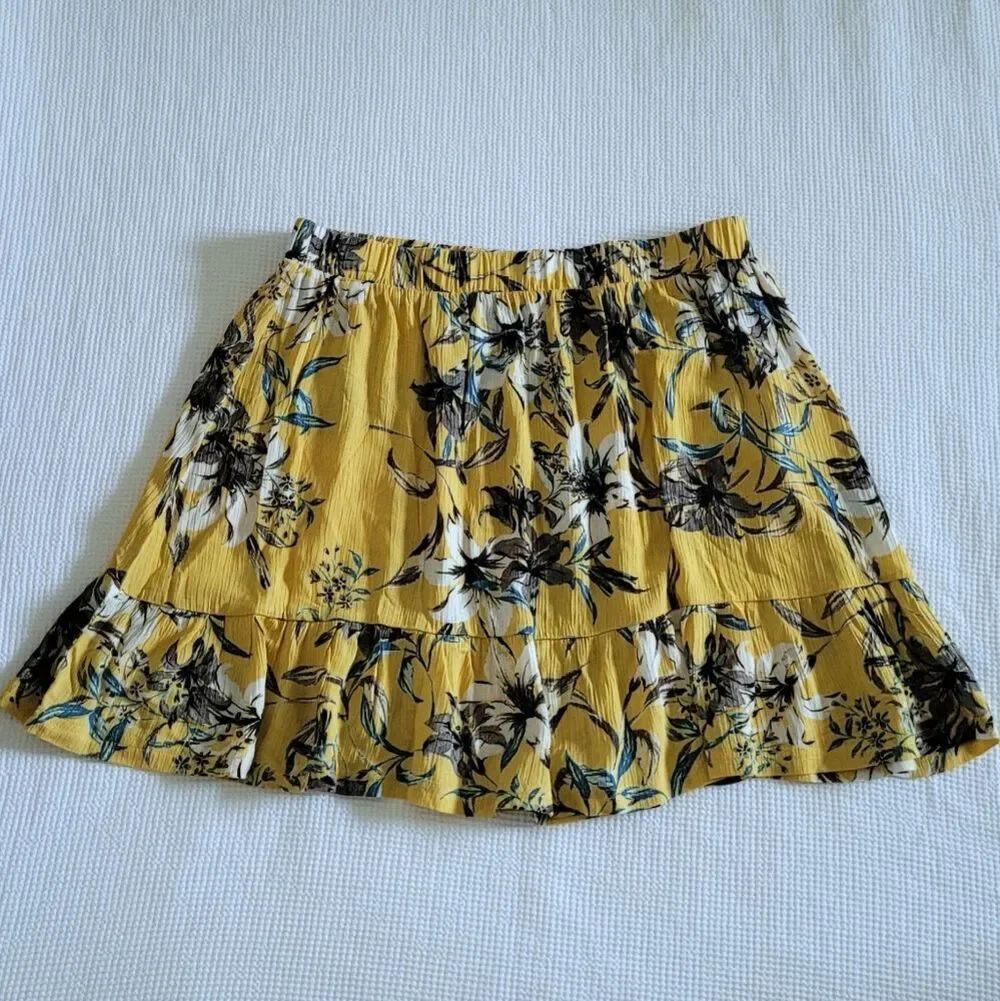 Hurley🌊 Tiered Floral💐 Mini Skirt - NWT